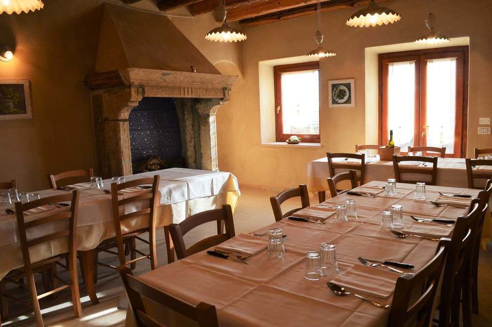 Agriturismo Borgo Valfredda Villa Mezzane di Sotto Exterior foto
